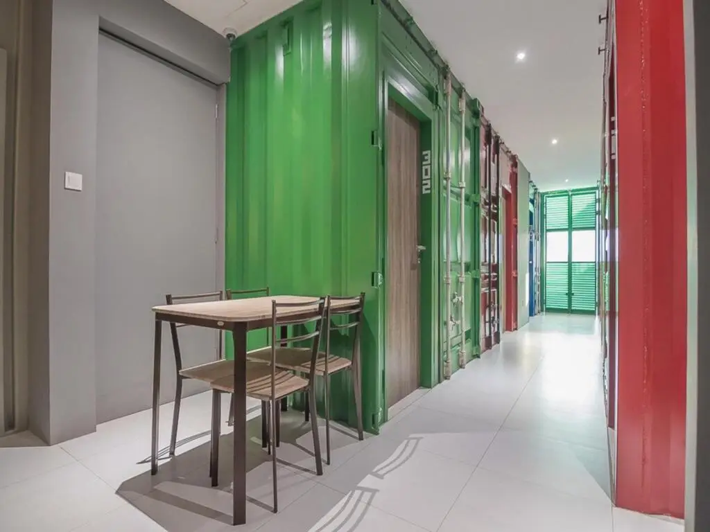 Семаранг: RedDoorz near Taman Rejomulyo