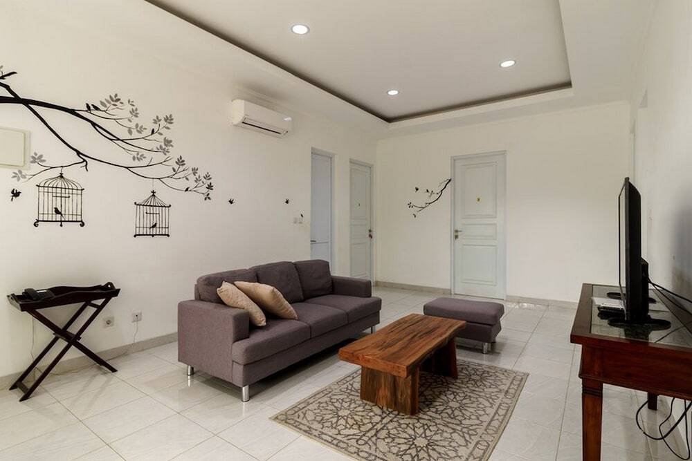Читарингул: RedDoorz Plus near Exit Toll Puncak 2