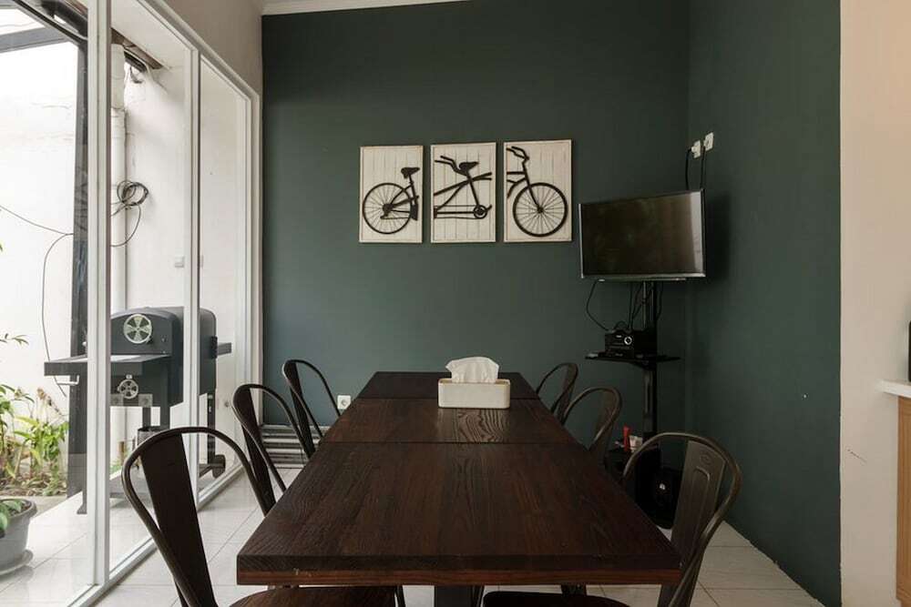 Читарингул: RedDoorz Plus near Exit Toll Puncak 2