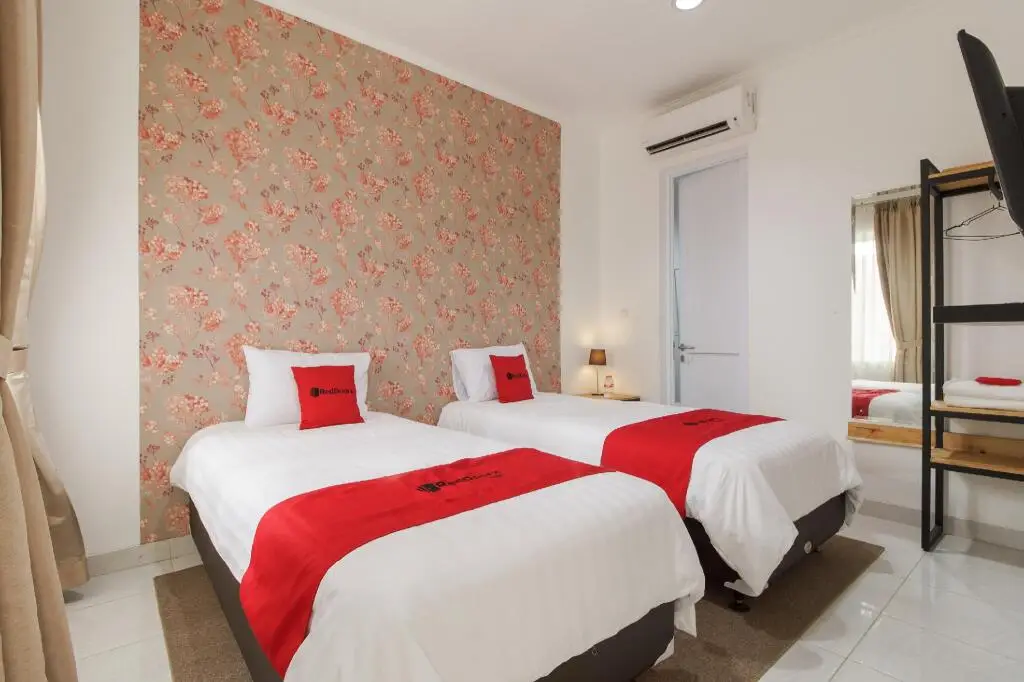 Читарингул: RedDoorz Plus near Exit Toll Puncak 2