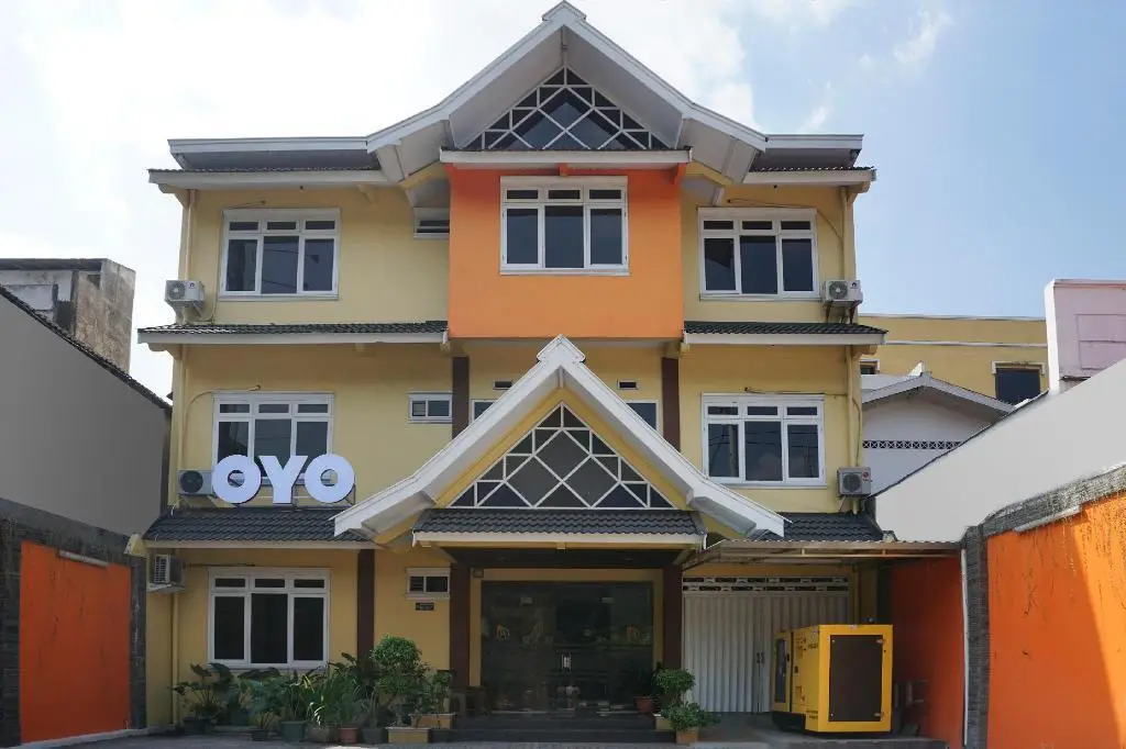 Депок: OYO 902 Hotel Pondok Anggun