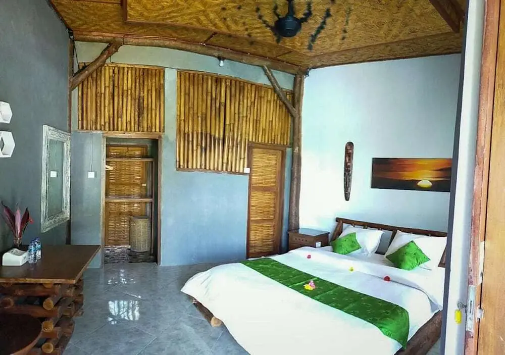 Пенида: Gading Treehouse