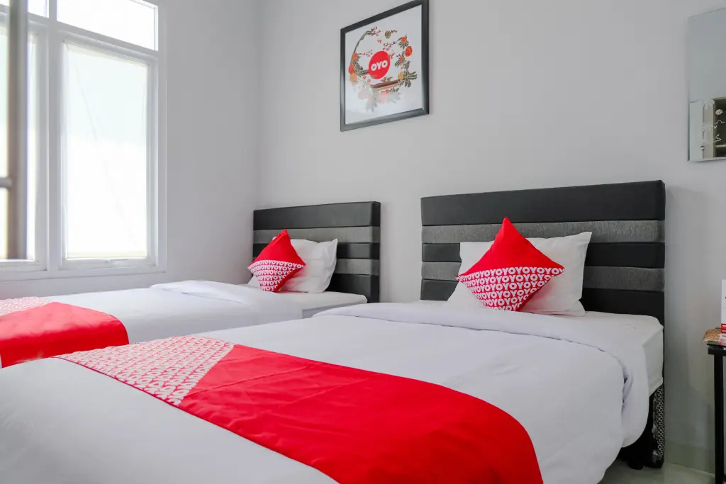 Джембер: OYO 995 Alice's Homestay Syariah