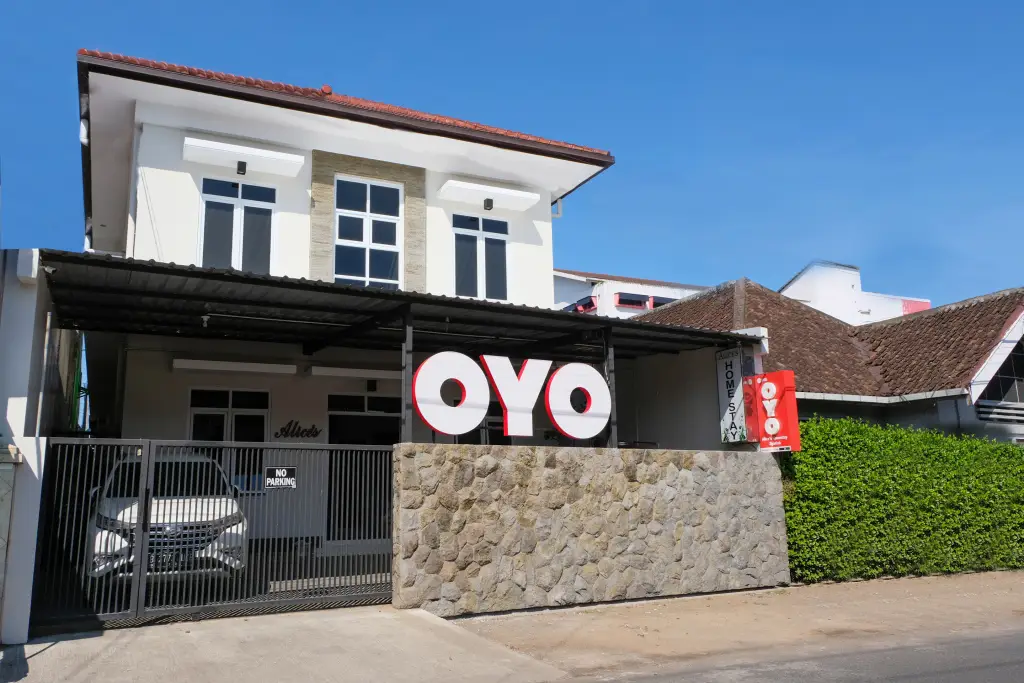 OYO 995 Alice's Homestay Syariah — фото 1