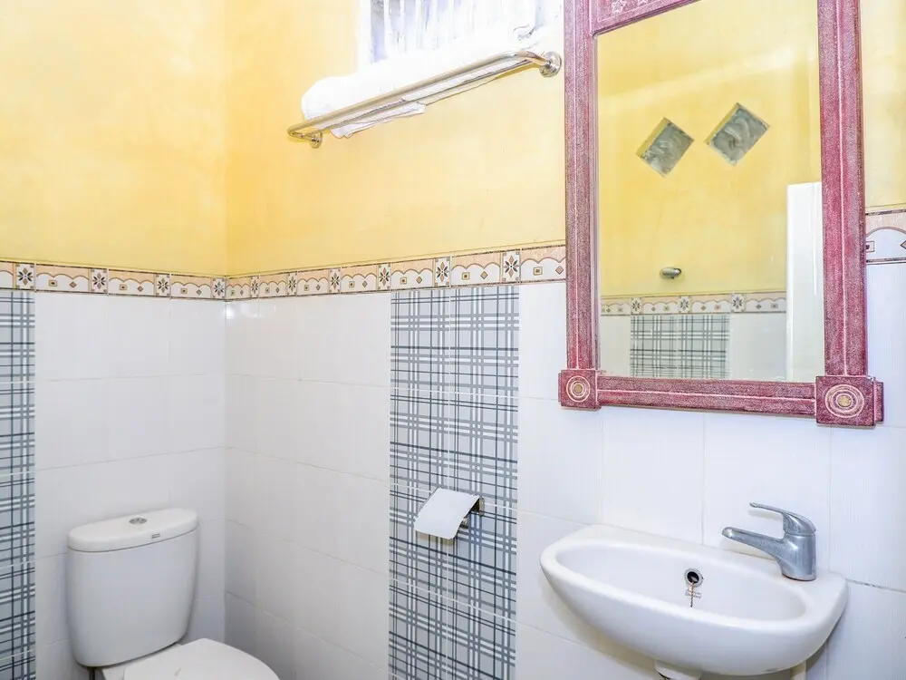 Боробудур: OYO 898 Joglo Family Hotel & Homestay