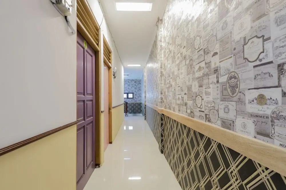 Джакарта: OYO 878 Loka Indah Residence Near Lokasari Square