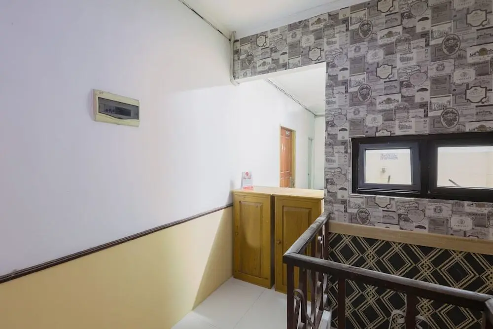 Джакарта: OYO 878 Loka Indah Residence Near Lokasari Square