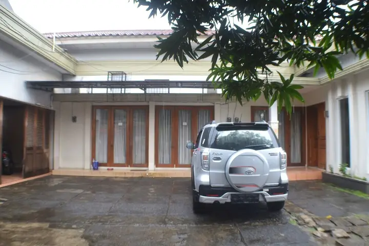 Джакарта: Tirthankara Residence
