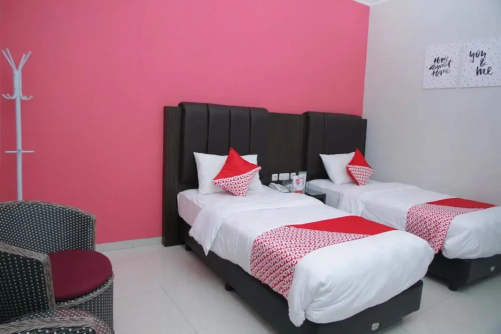 Палу: OYO 1100 Galaxy Guesthouse