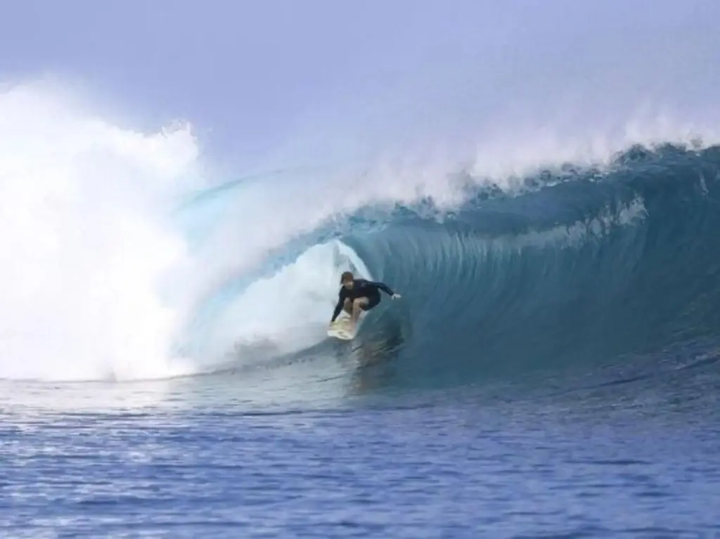 Пляж Plengkung Beach: Jawa Jiwa G-land