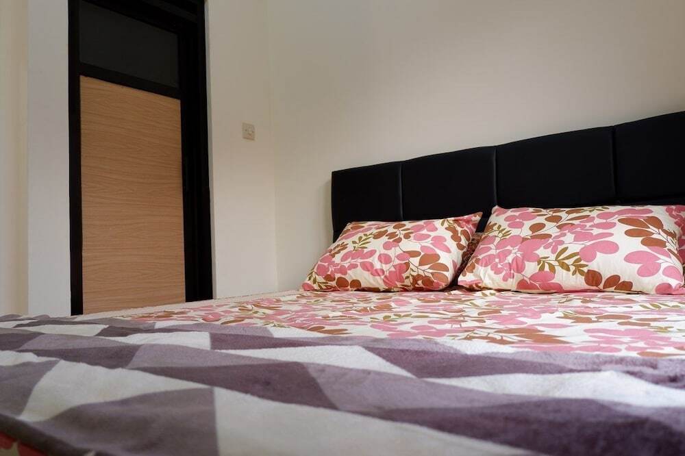 Бату: Queena Homestay Syariah