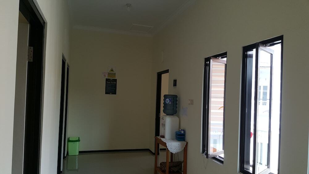 Бату: Queena Homestay Syariah