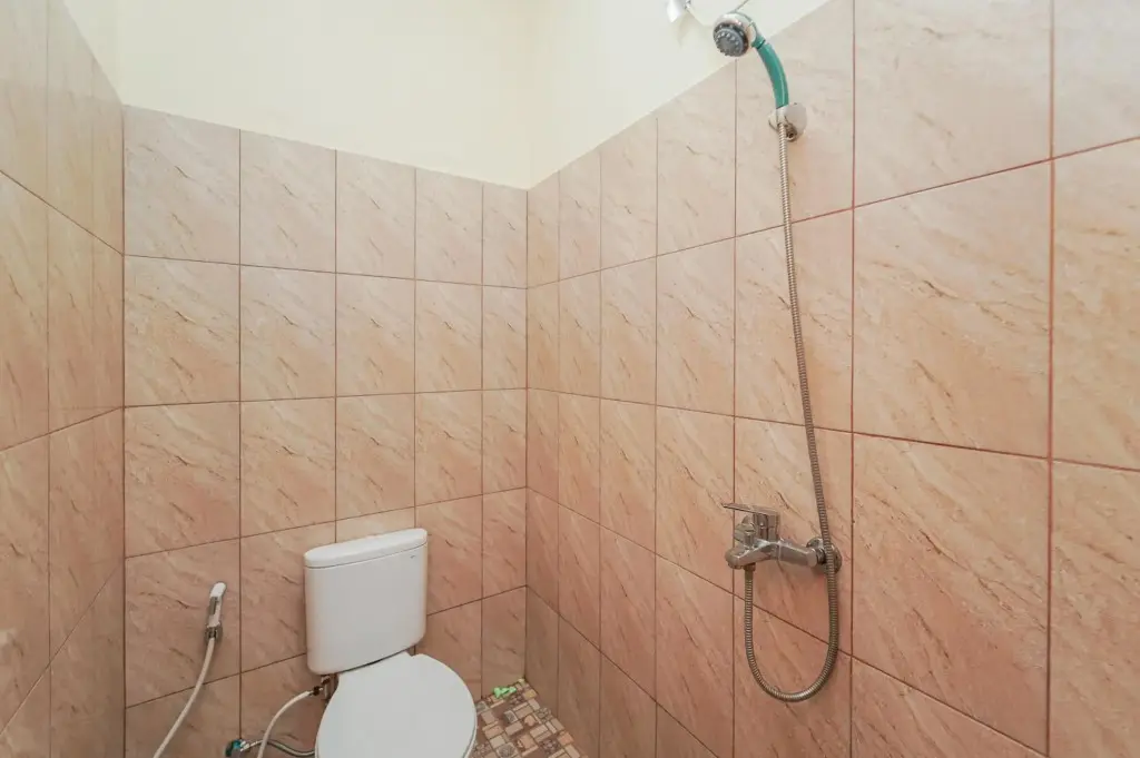Джакарта: OYO 779 Mn One Residence Syariah Near ITC Cempaka Mas Near Kalbe Farma