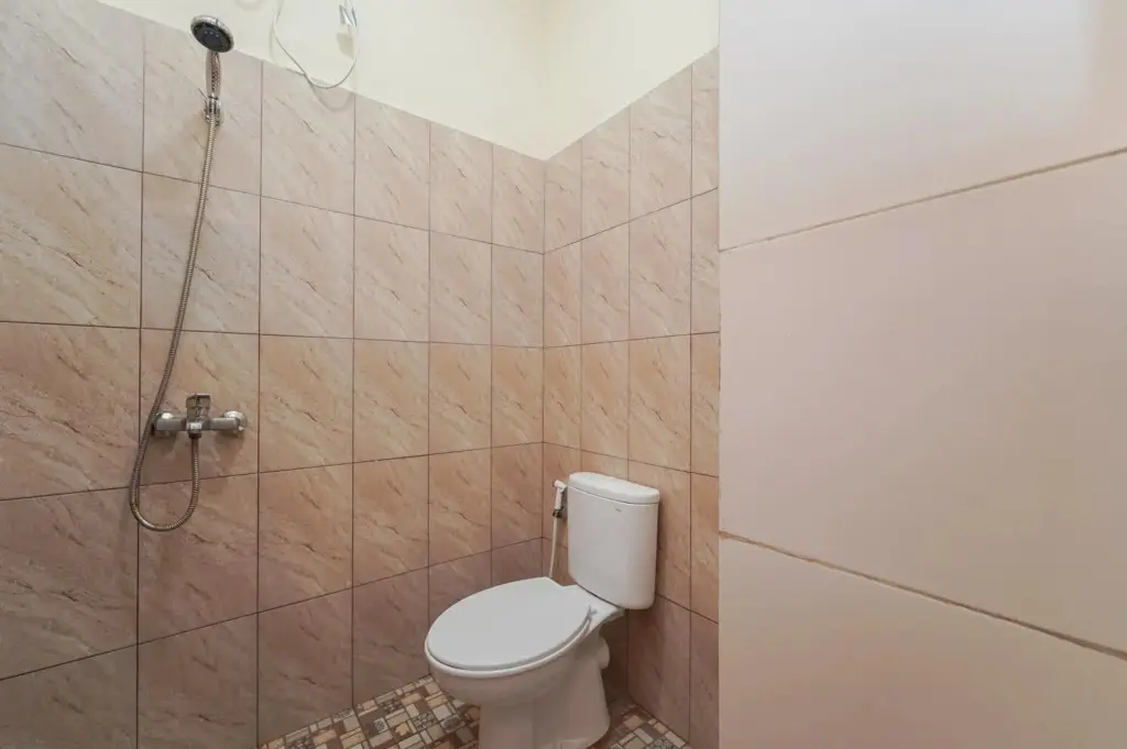 Джакарта: OYO 779 Mn One Residence Syariah Near ITC Cempaka Mas Near Kalbe Farma