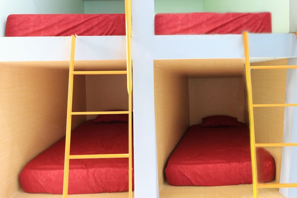 Сурабая: I Stay Hostel