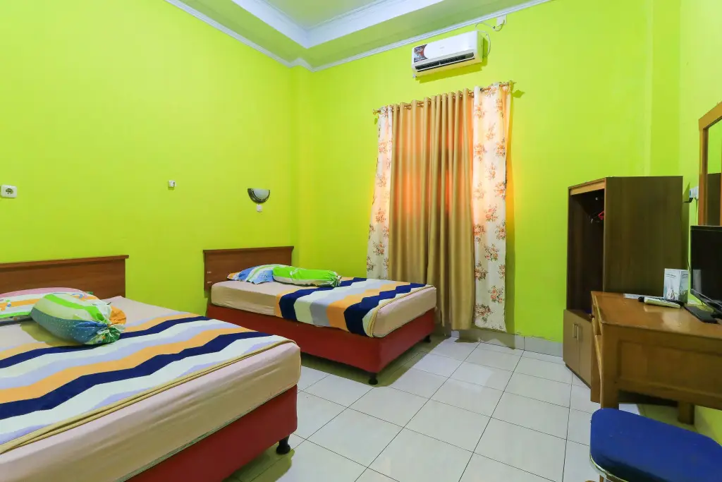 Макассар: Pondok Green Adhyaksa Syariah