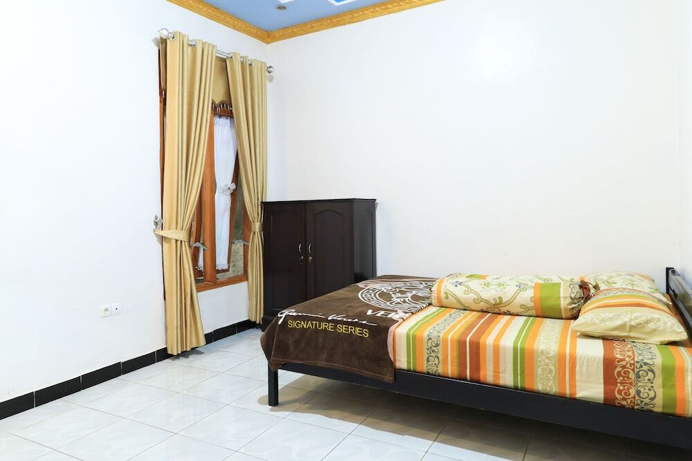 Травас: Villa Maryland