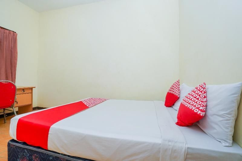 Сурабая: Petraya Residence Near City of tomorrow Mall