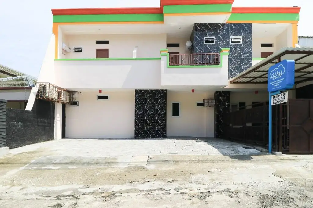 Сурабая: D Rainbow West Homestay