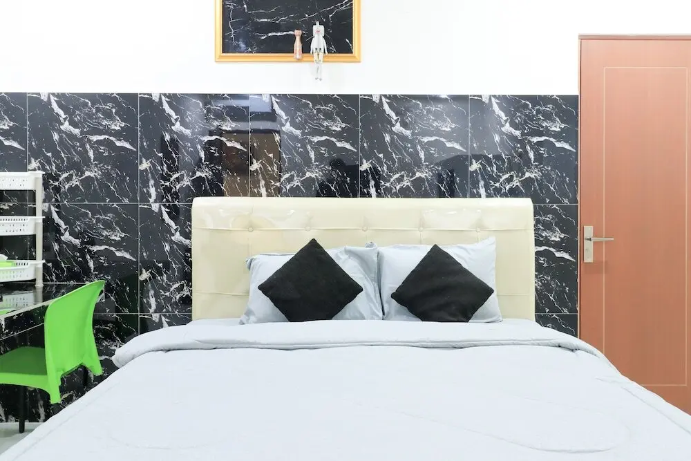 Сурабая: D Rainbow West Homestay