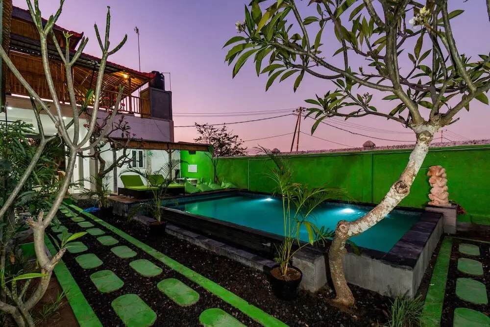 Лембонган-Айленд: The Green Groves Hostel