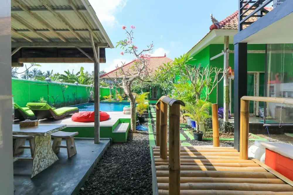 Лембонган-Айленд: The Green Groves Hostel
