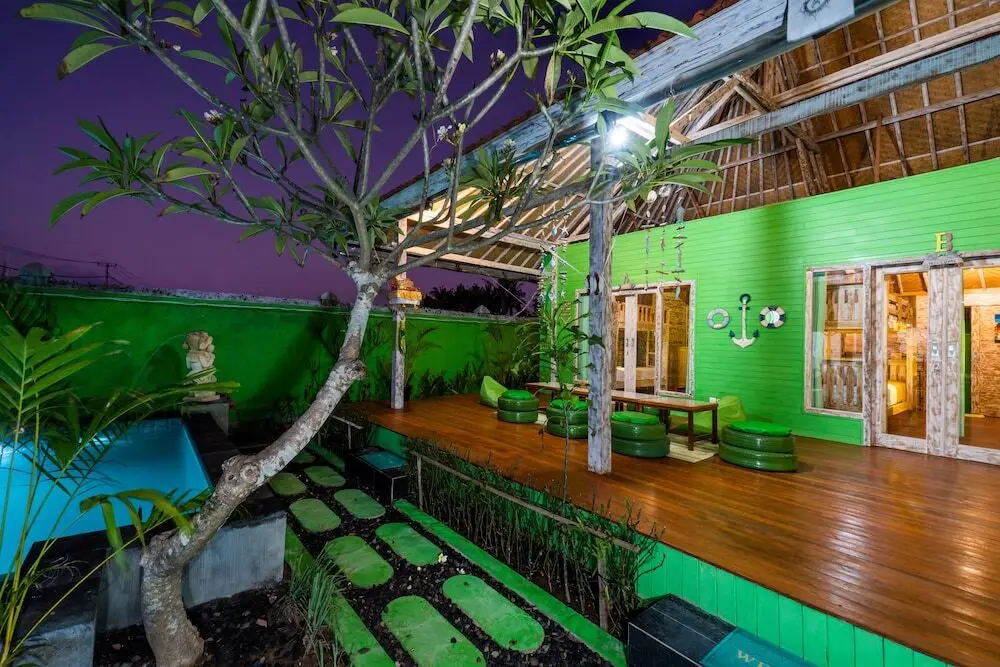 Лембонган-Айленд: The Green Groves Hostel
