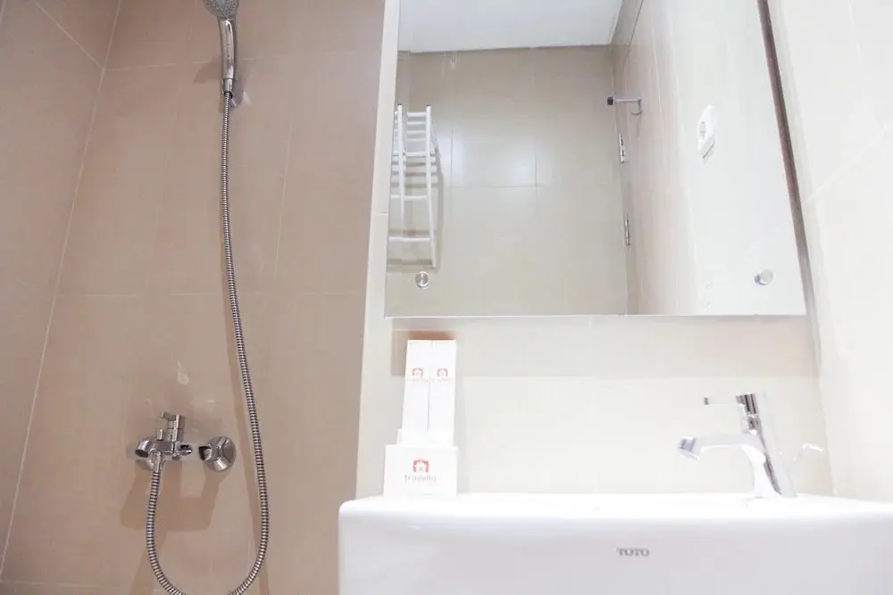 Джакарта: Central Jakarta Minimalist Studio Apartment at Elpis Residence