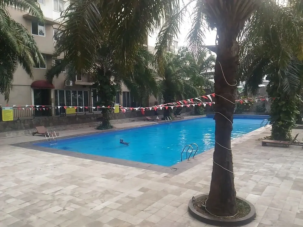 Бекаси: Pool View 2BR Mutiara Bekasi Apartment
