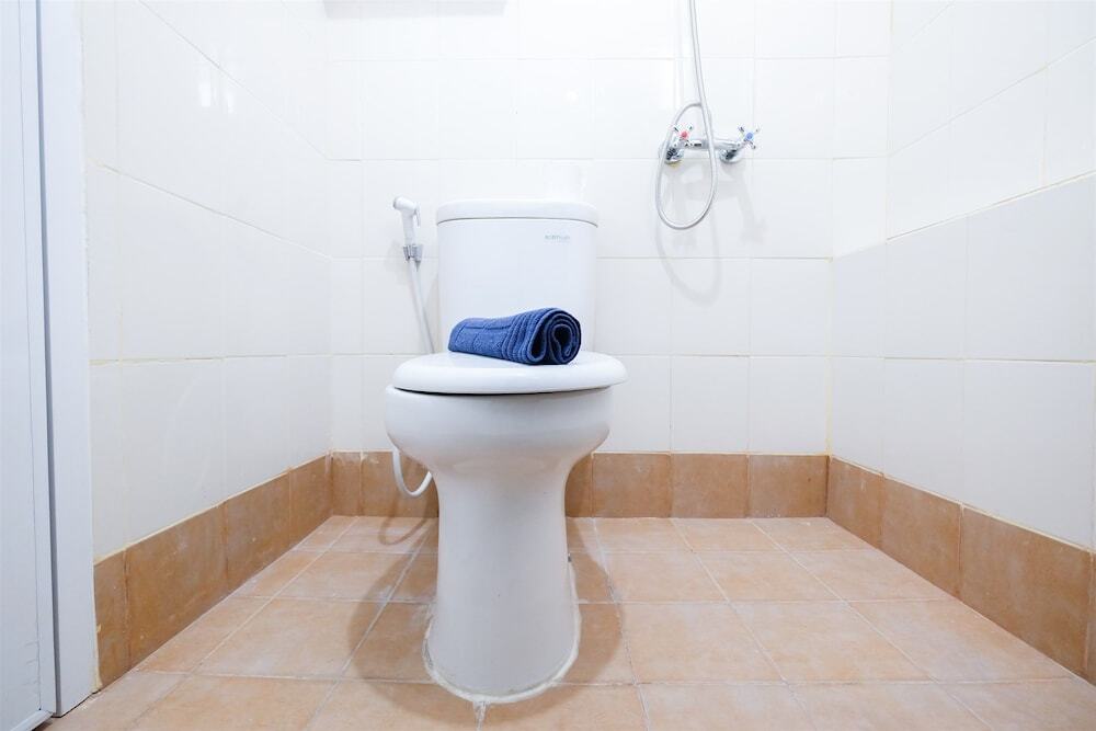 Джакарта: Bassura City Apartment 1BR near Jatinegara