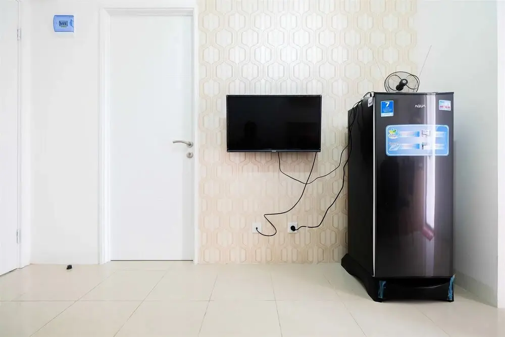 Джакарта: Cozy 2BR Bassura City Apartment with City View