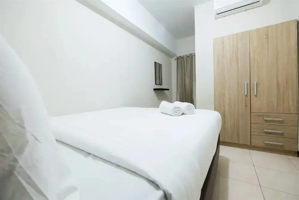 Бекаси: 2BR + Sofa Bed The Springlake Summarecon Bekasi Apartment