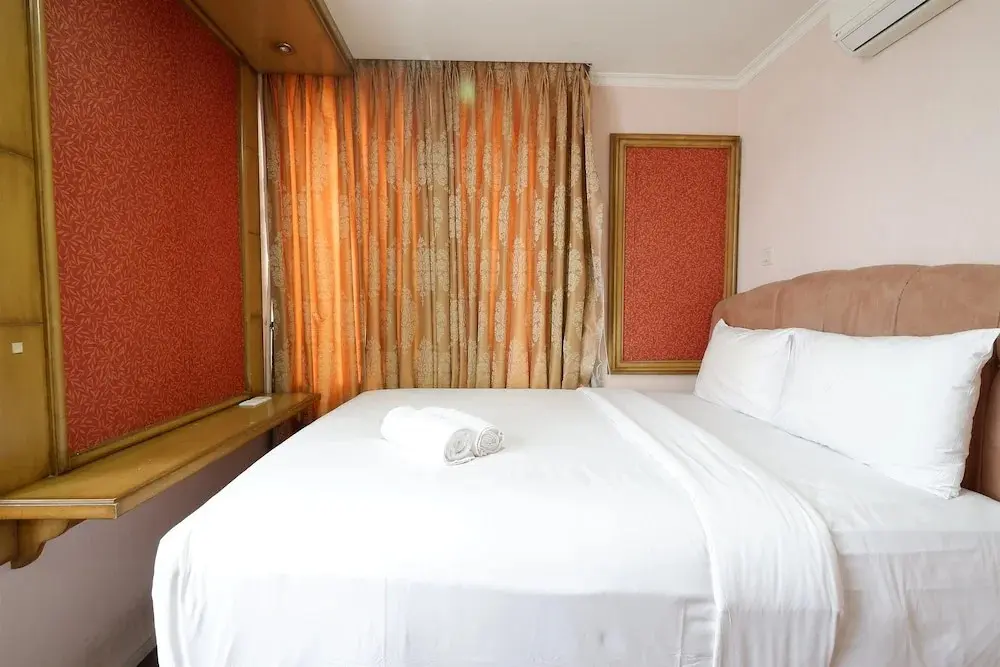 Джакарта: Premium Location 2BR Apartment @ FX Residence