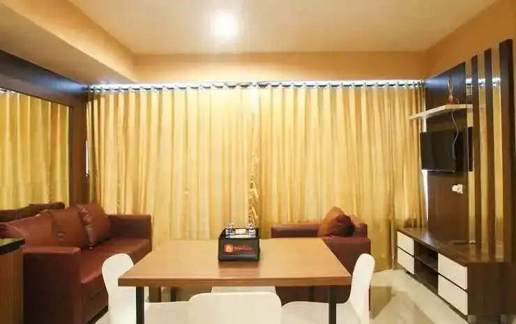 Бекаси: Modern 2BR Grand Kamala Lagoon Apartment