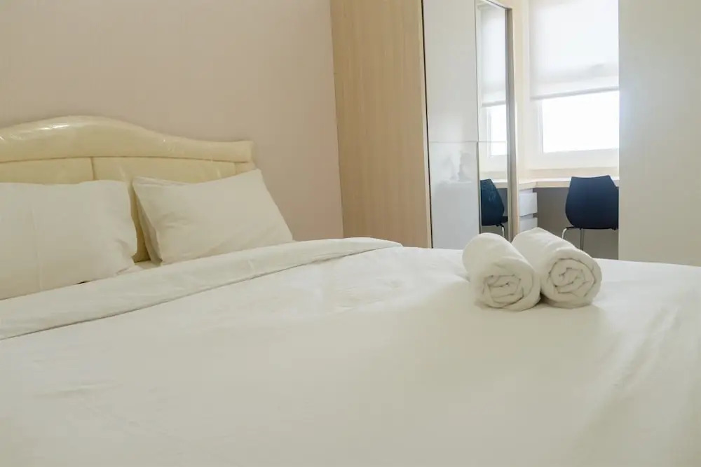 Compact 2BR with Sofa Bed at Parahyangan Residence — фото 1