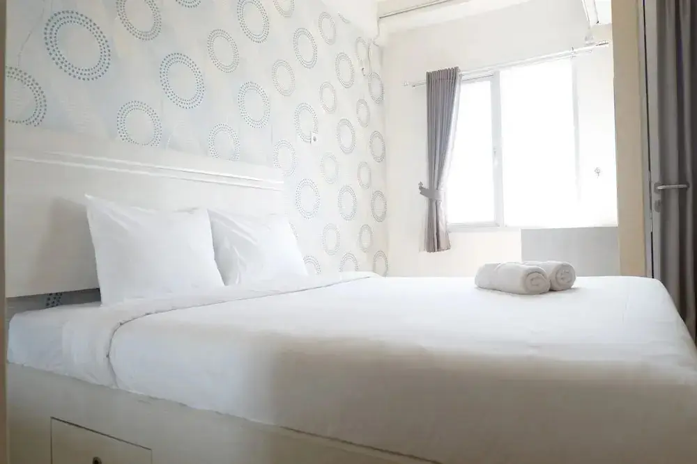 Сурабая: Comfy Studio Apartment at Pavilion Permata with City View