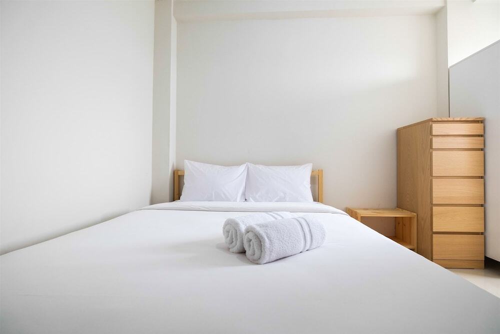 Джакарта: Spacious 1br the Oak Apartment Near Kelapa Gading