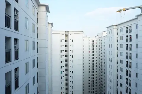 Extravaganza 2BR Bassura City Apartment — фото 1