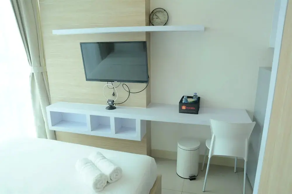 Южный Тангеранг: Brand New Studio Tree Park Apartment near ICE BSD