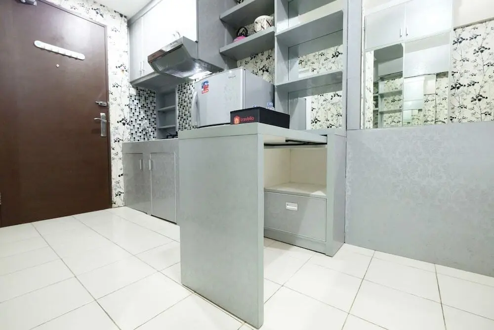 Южный Тангеранг: Cozy Studio Sunter Park View Apartment