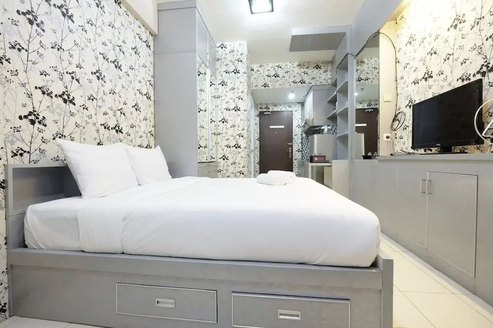 Южный Тангеранг: Cozy Studio Sunter Park View Apartment