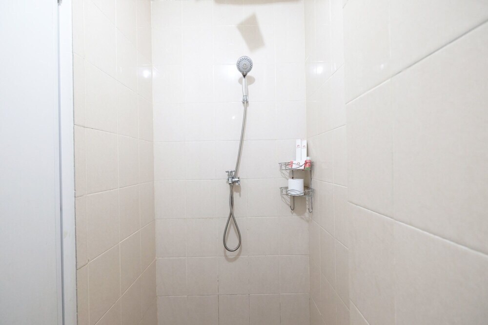 Южный Тангеранг: Cozy Studio Sunter Park View Apartment