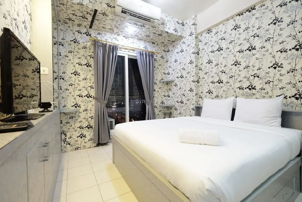 Южный Тангеранг: Cozy Studio Sunter Park View Apartment
