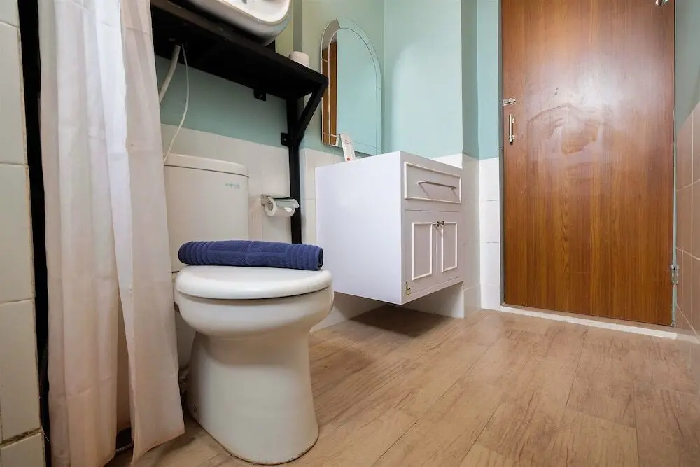 Джакарта: Easy Access to The Mall and Exclusive 2BR Bassura City Apartment