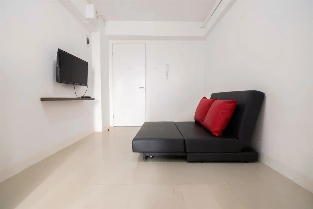Джакарта: Simple & Cozy 1BR @ Bassura Apartment Near to Bassura City Mall