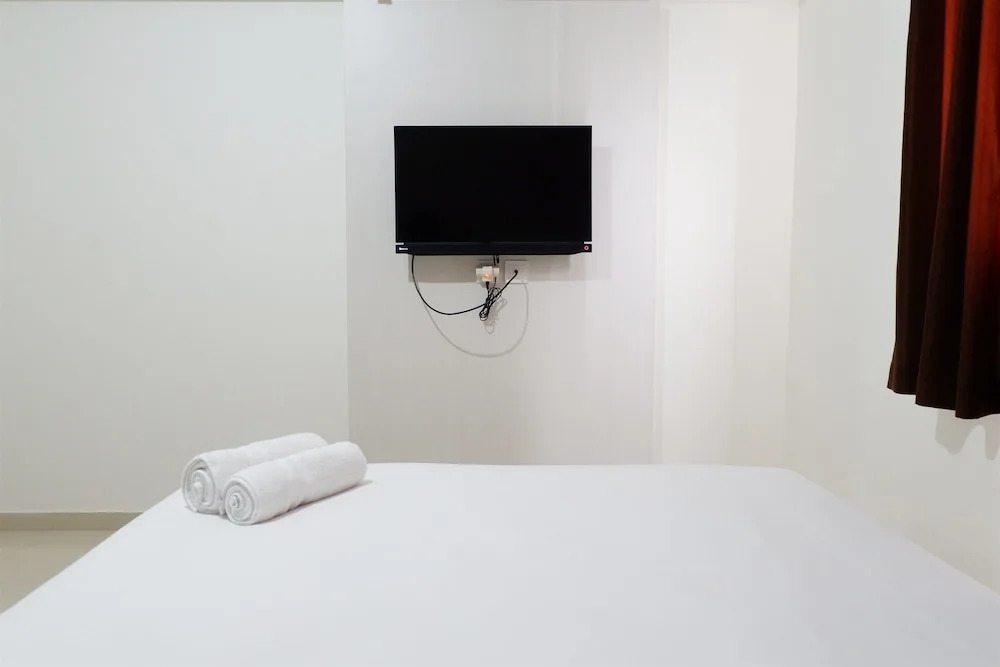 Джакарта: Homey 1BR at The Wave near Epicentrum Kuningan