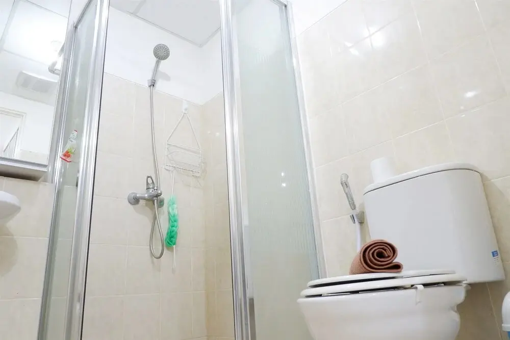 Джакарта: Homey 1BR at The Wave near Epicentrum Kuningan