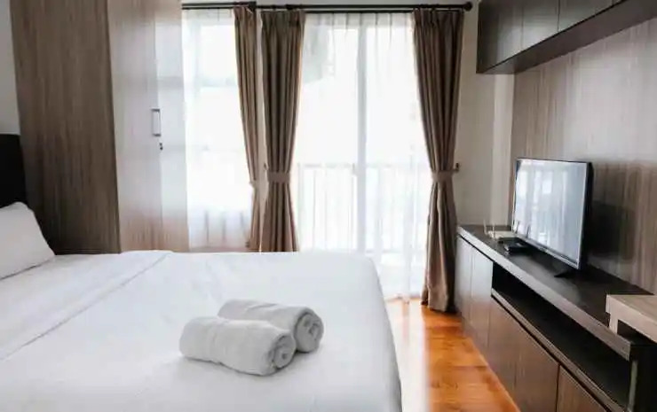 Legok: Minimalist Studio Saveria Apartment