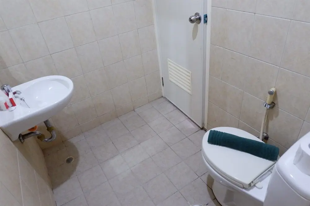 Джакарта: 2Br Simple Look Mediterania Marina Residences Apartment