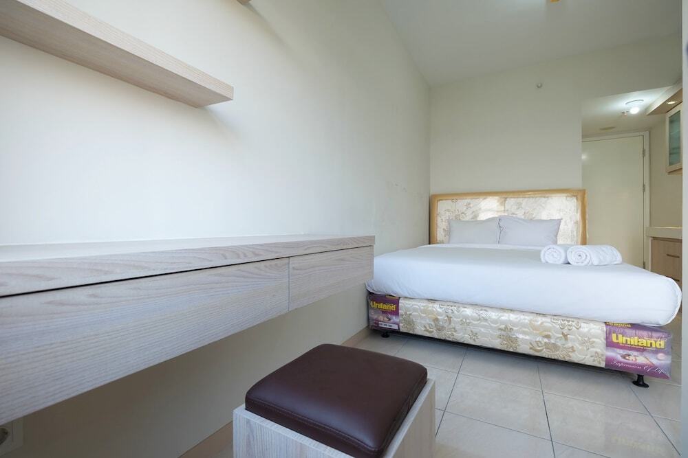 Бекаси: Minimalist Studio Room at The Springlake Apartment Sumarecon Bekasi